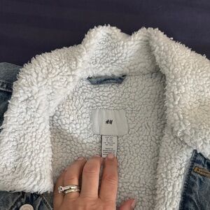 H&M  Men’s Blue Denim Jacket with White Sherpa Lining